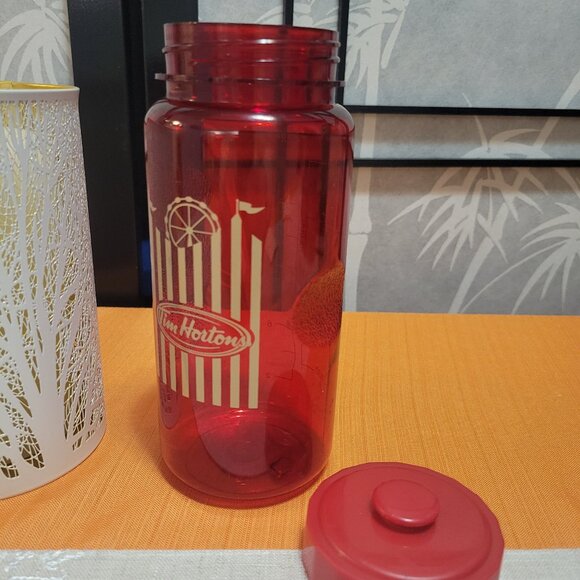 Very Rare 2020 Tim Hortons US Franchisee Water Bottle - Exclusive - Picture 2 of 3